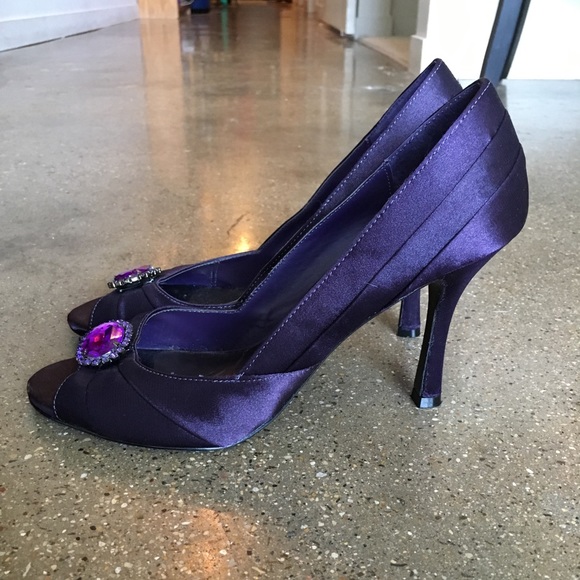 Kelly & Katie Heels - Picture 2 of 7