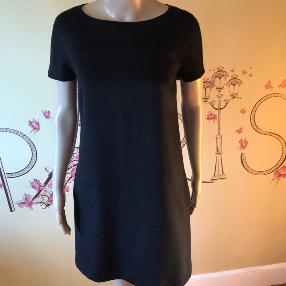 MaxMara. Classic Le petite robe noire.