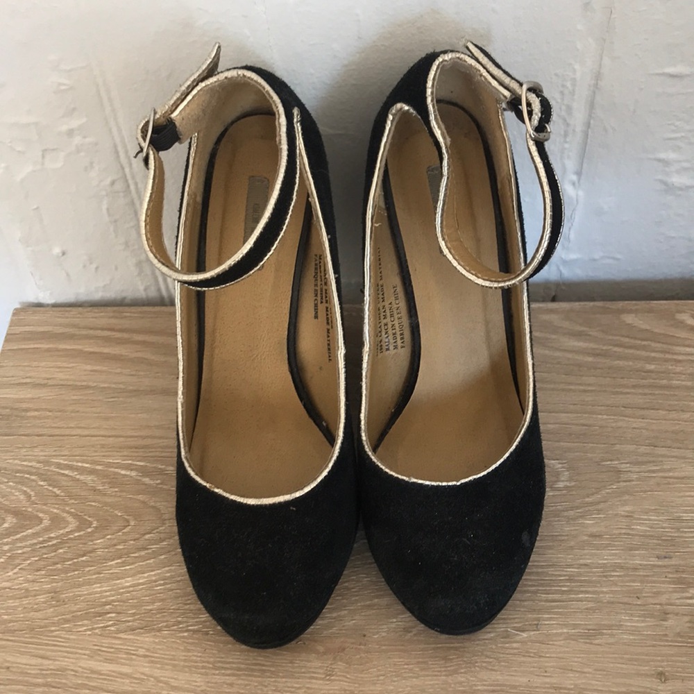 Urban Outfitters Kimchi Blue Chunky Heels