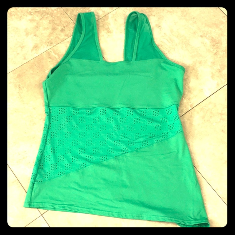 Soybu mesh angle cut yoga top