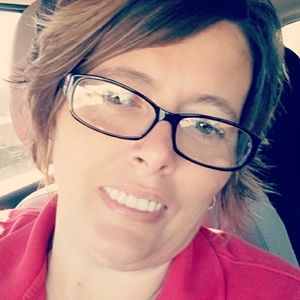 Meet your Posher, Deborah