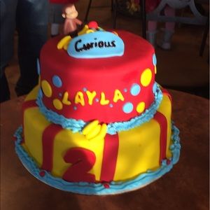 Meet your Posher, Nermine