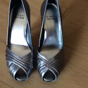 Unworn stuart weitzman heels