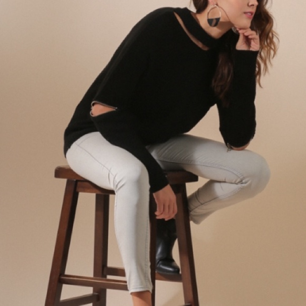 ✨NWT✨LAST✨Sweater With Elbow Zipper - Picture 4 of 8