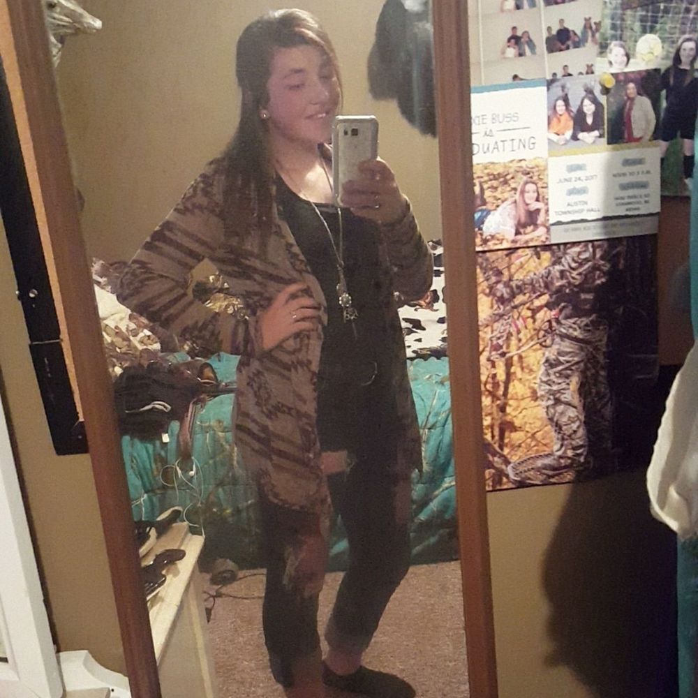 Meet your Posher, Paydin