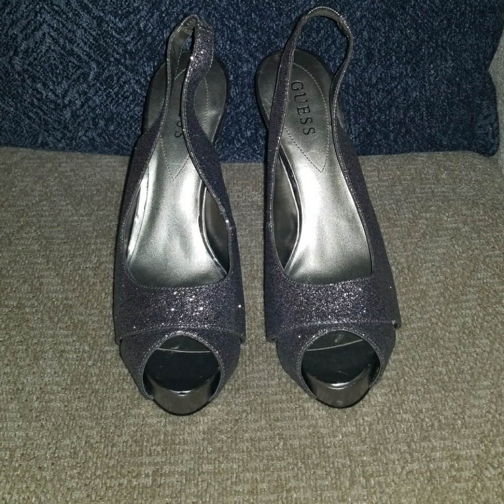 High Heels - Picture 2 of 4