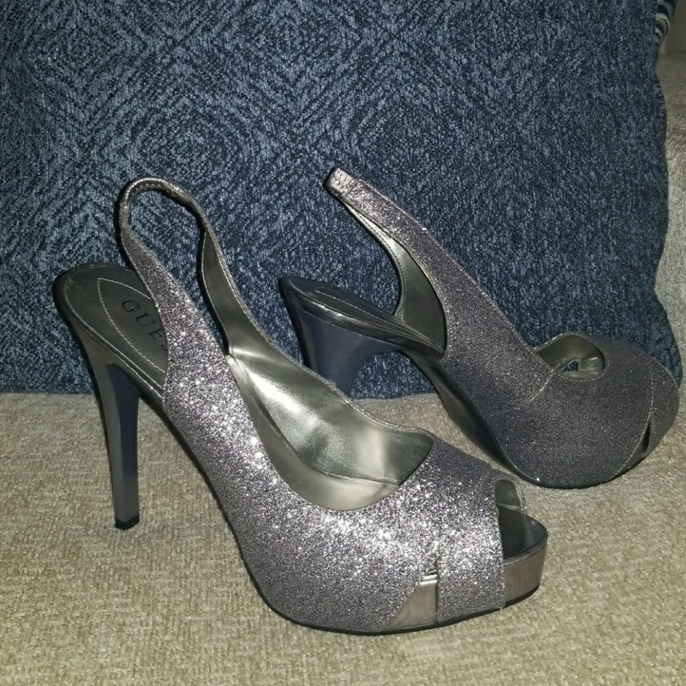High Heels - Picture 3 of 4