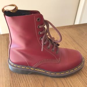 Dr Martens Red 1460 8-eye boot
