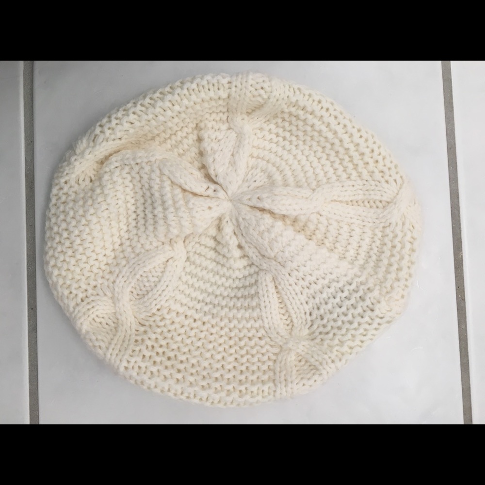 Forever 21 Winter Hat