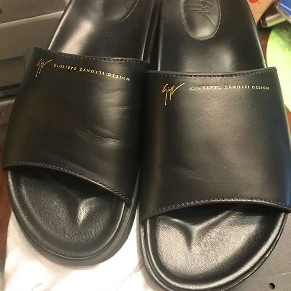 SOLD! NIB Giuseppe Zanotti Black Leather Slides - Picture 2 of 5