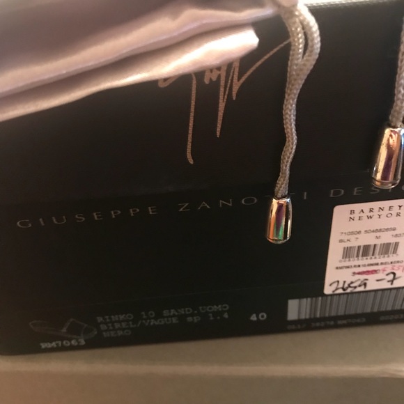 SOLD! NIB Giuseppe Zanotti Black Leather Slides - Picture 5 of 5