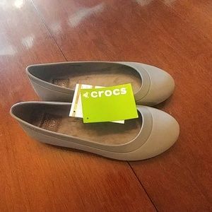 Nwt womens crocs size 9 US