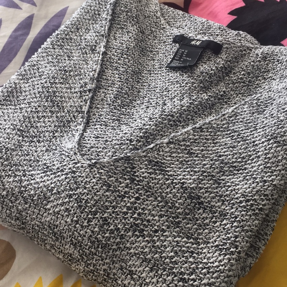 H&M Long Oversized V-Neck Sweater, Gray