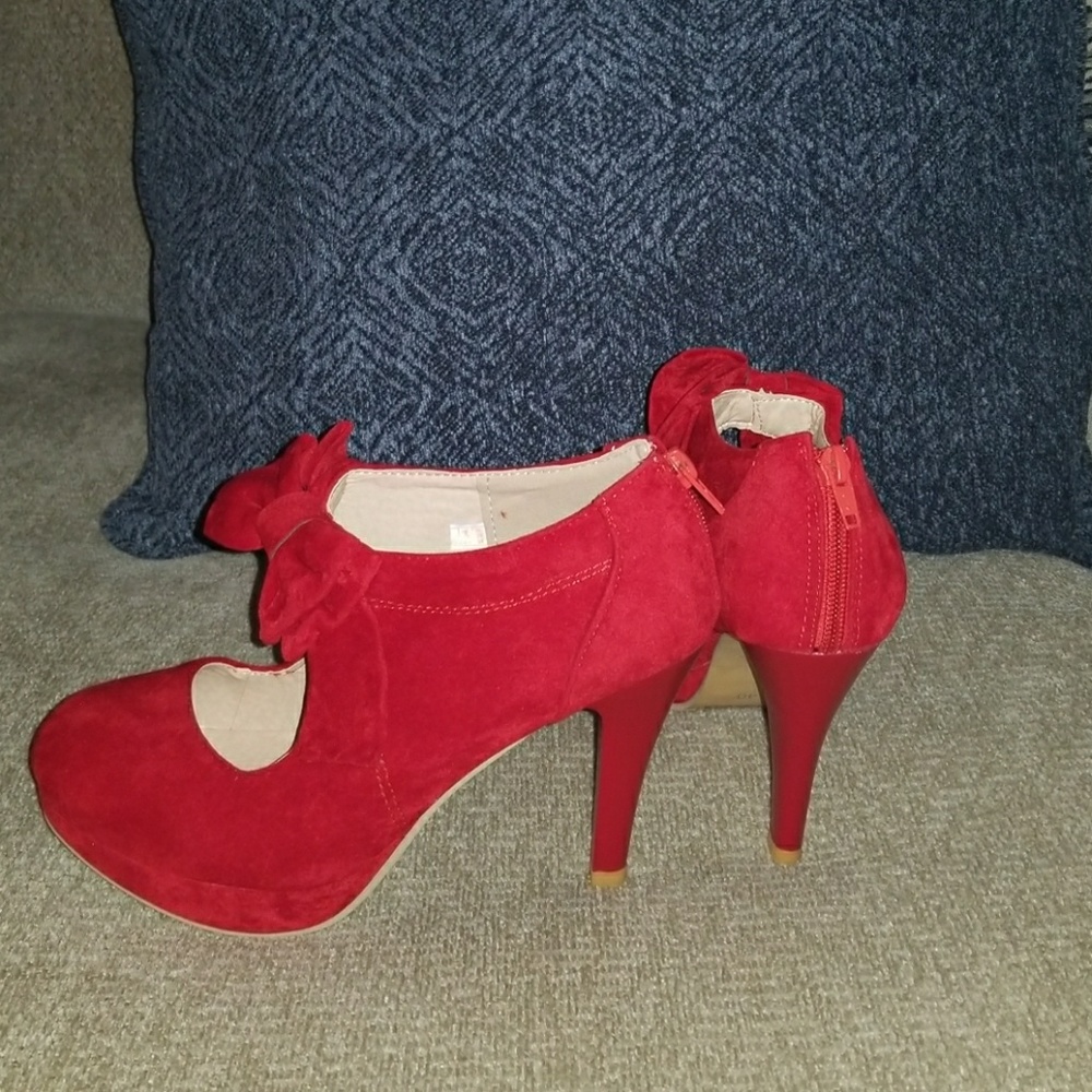 Red suede heels - Picture 4 of 4