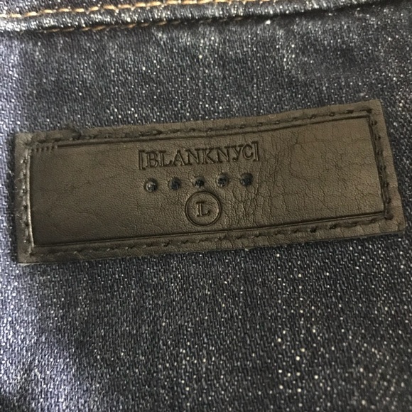 ⬇️ $99 Blank NYC Floral Embroidered Denim Jacket - Picture 7 of 8