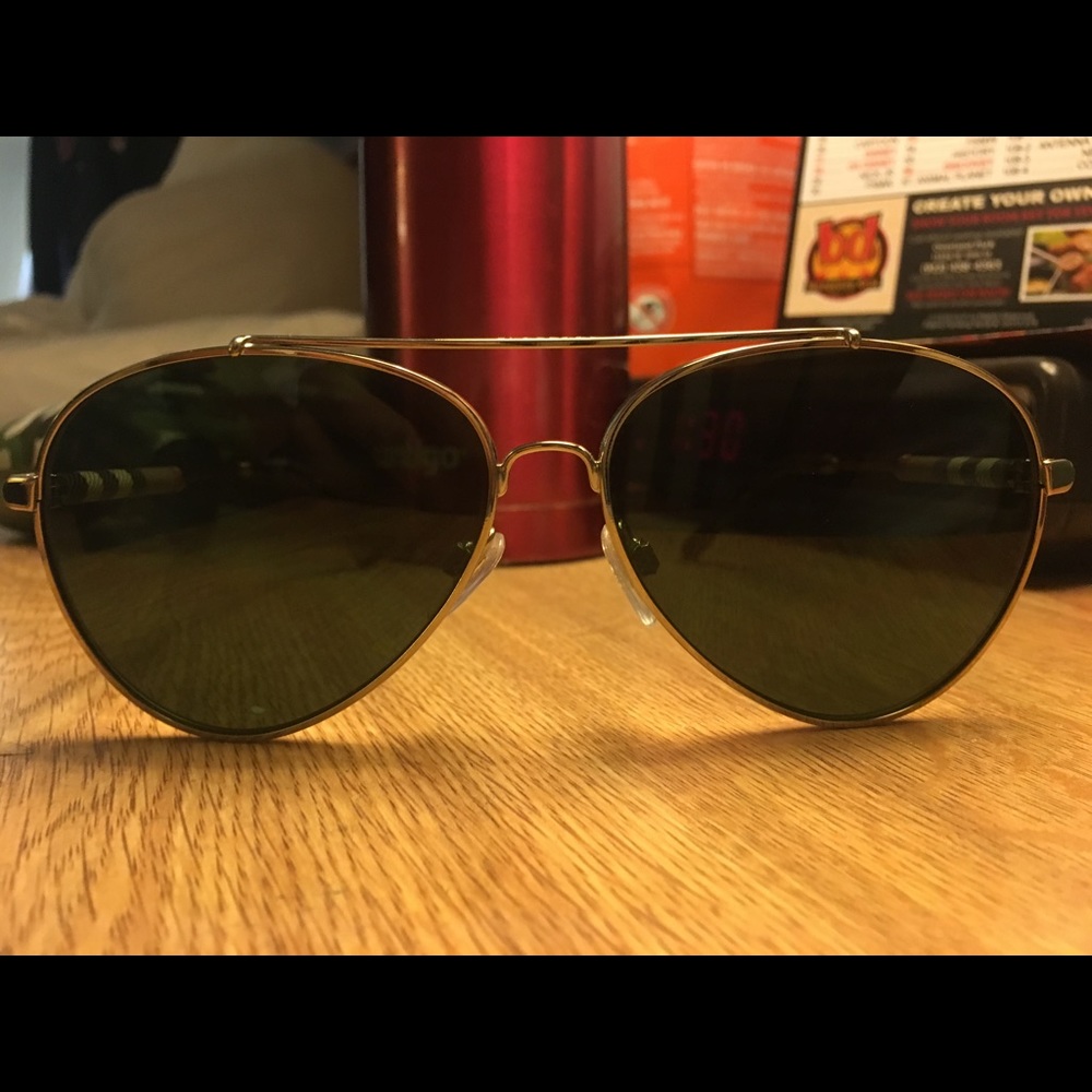 Burberry sunglasses unisex