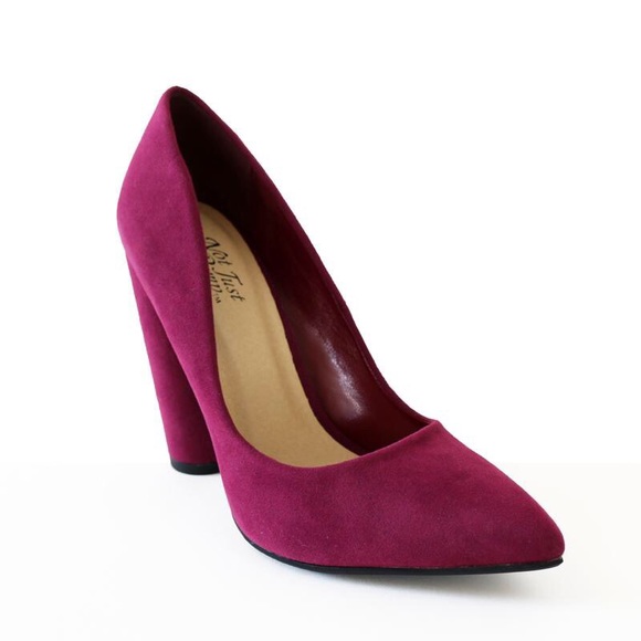 kaiden-plum faux suede heel pump - Picture 3 of 7