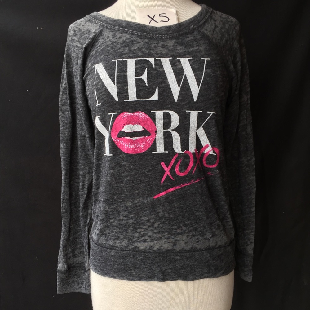 Chaser: New York XOXO Acid Wash L/S