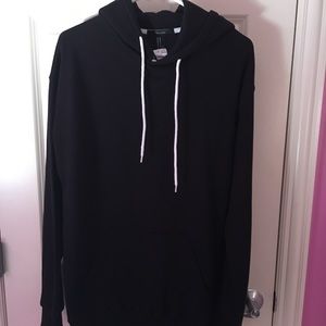Forever 21 black sweatshirt