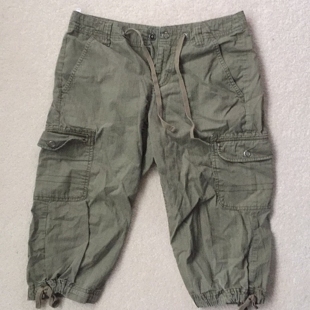 Eddie Bauer capris