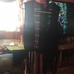 Black fringe sweater sleeveless