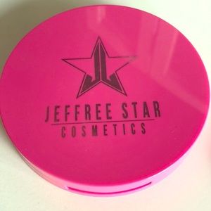 Jeffrey Star Cosmetics-Peach Goddess skin frost