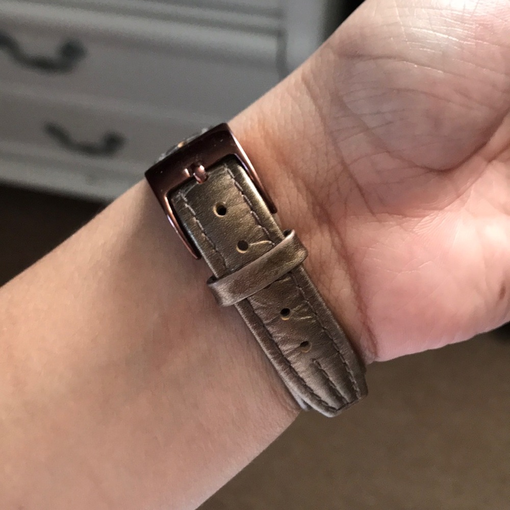 Kenneth Cole Watch - Picture 3 of 3