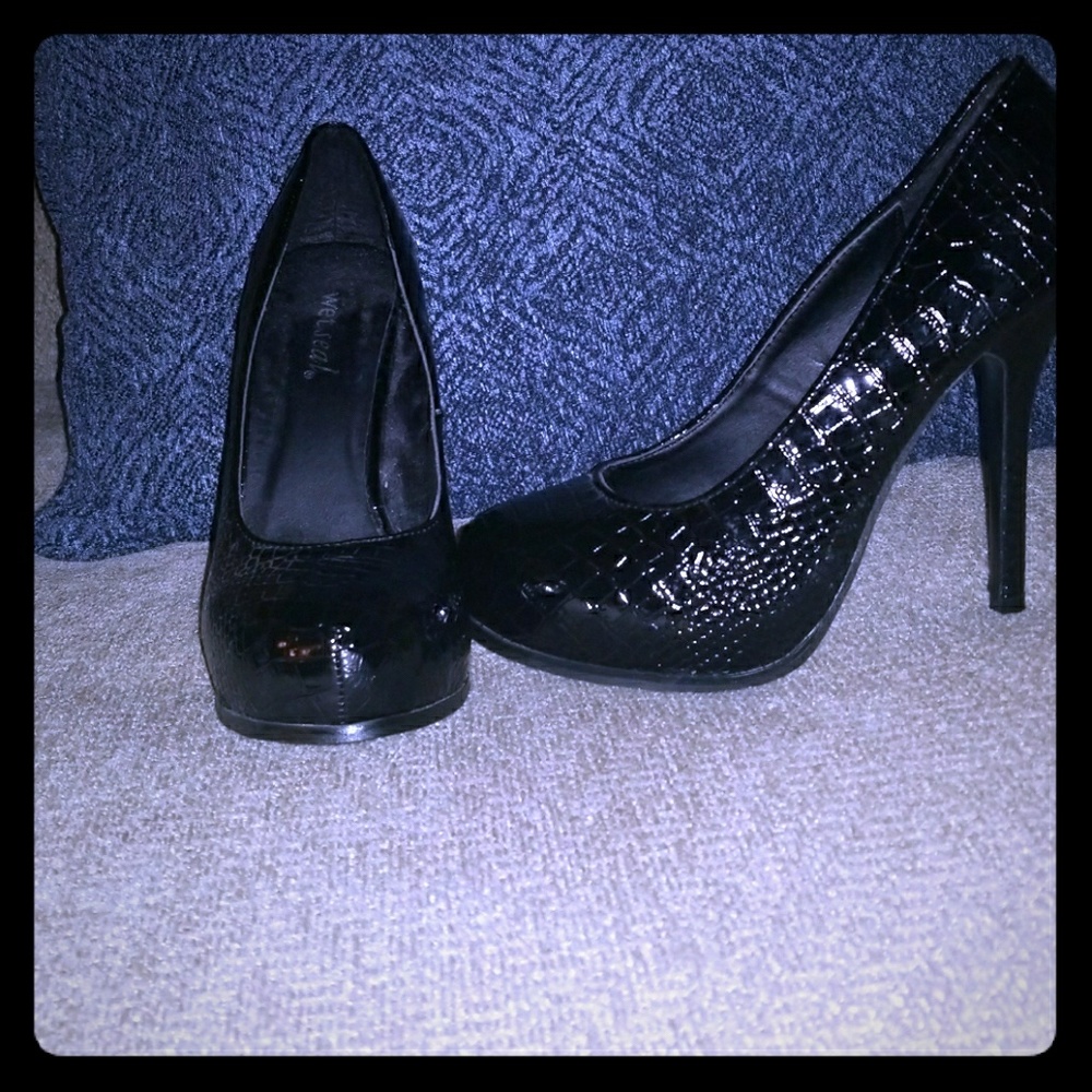 Black platform heels