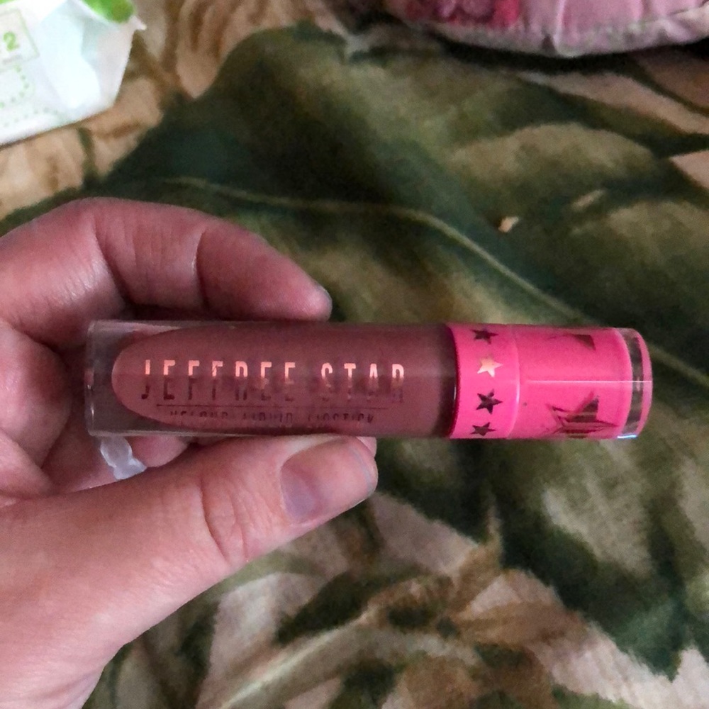 Jeffree Star velour liquid lipstick