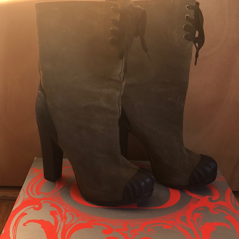 Kelsi Dagger army boots, worn once
