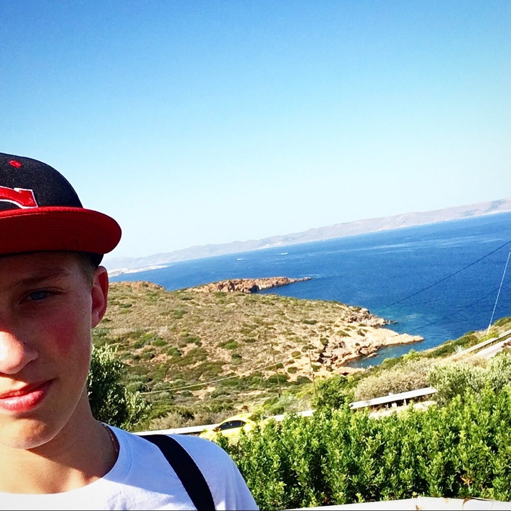 Meet your Posher, Joey