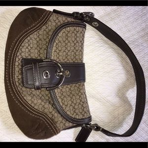 Chocolate brown Coach hobo bag 💼