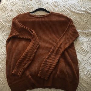 BRANDY MELVILLE brown sweater