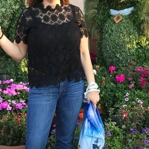 Gorgeous lace top! Desses up or down NWOT