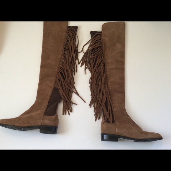 stuart weitzman fringe boots