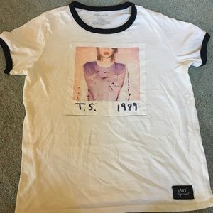 REAL TAYLOR SWIFT MERCH NEVER WORN