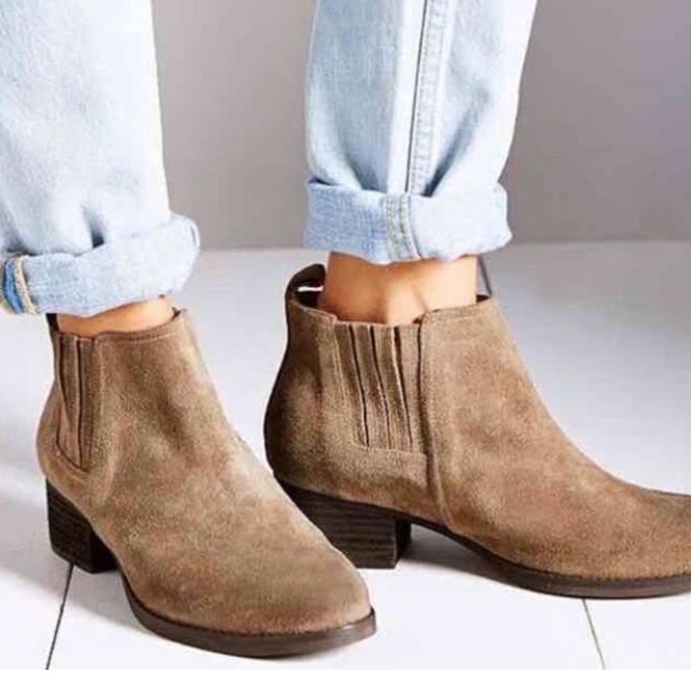 Jeffrey Campbell Warr Ankle Bootie sz 8