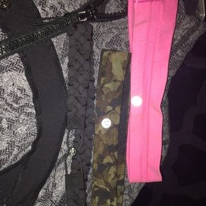 Bundle of 2 Lululemon Headbands - Black/ Army