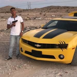 Meet your Posher, Adan