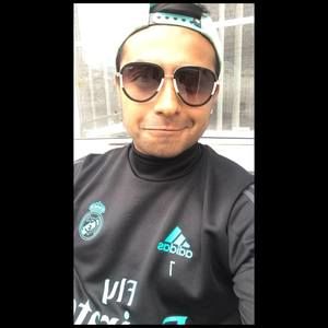 Meet your Posher, Cristiano