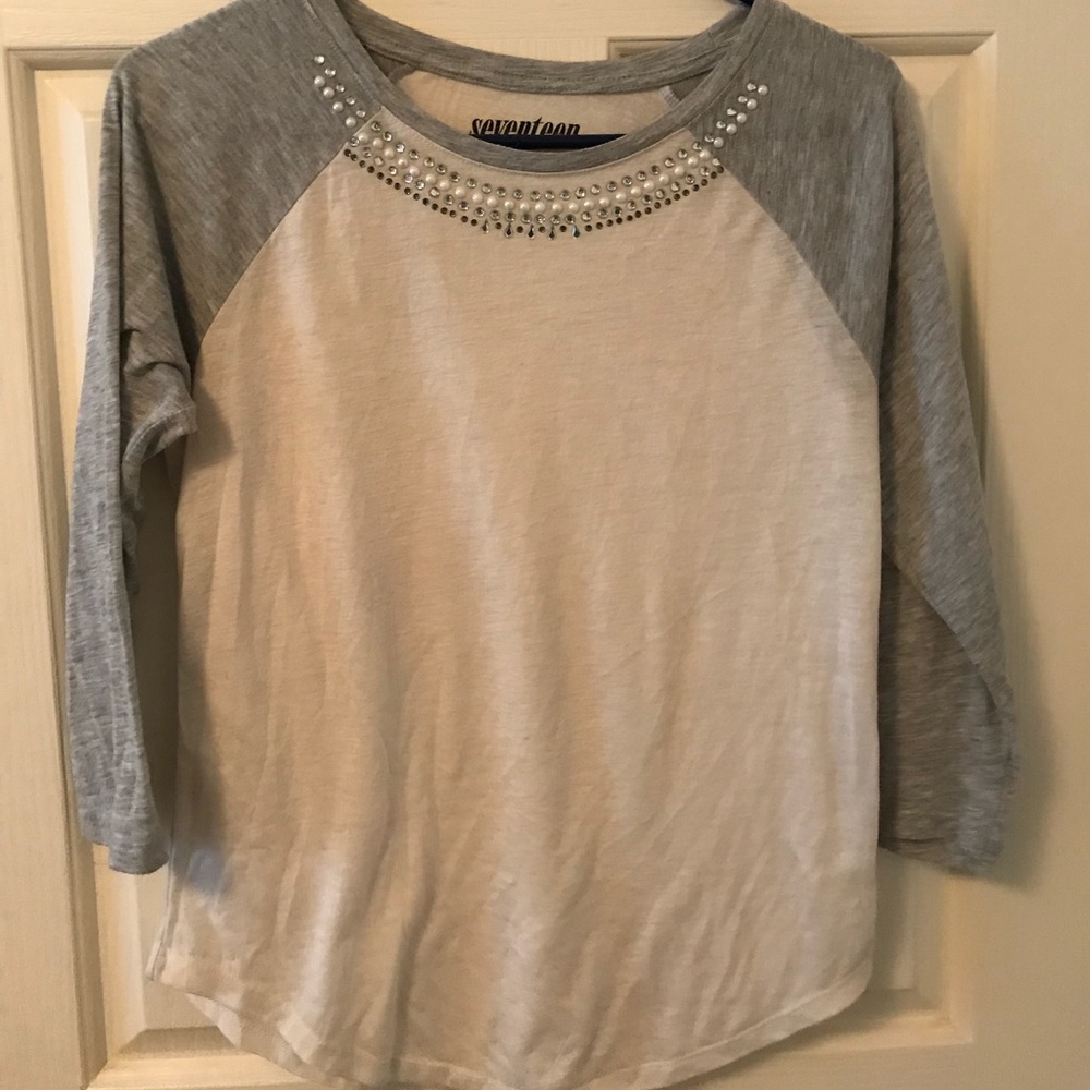 Jeweled neckline t shirt