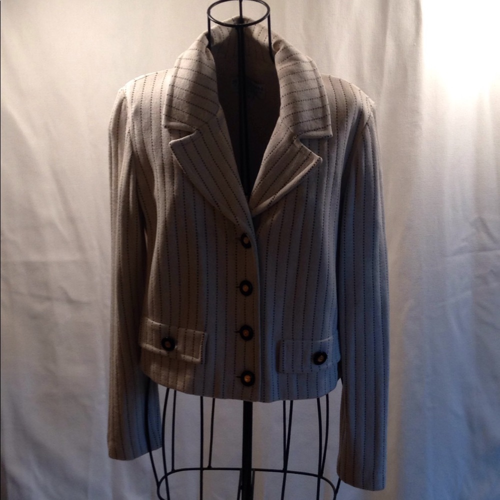 St. John crop white and navy jacket