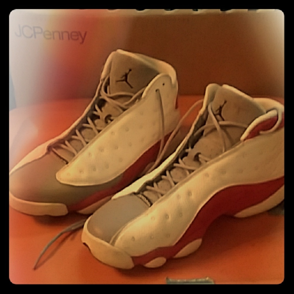 💣👌🔥Retro Red, White and Grey Jordans