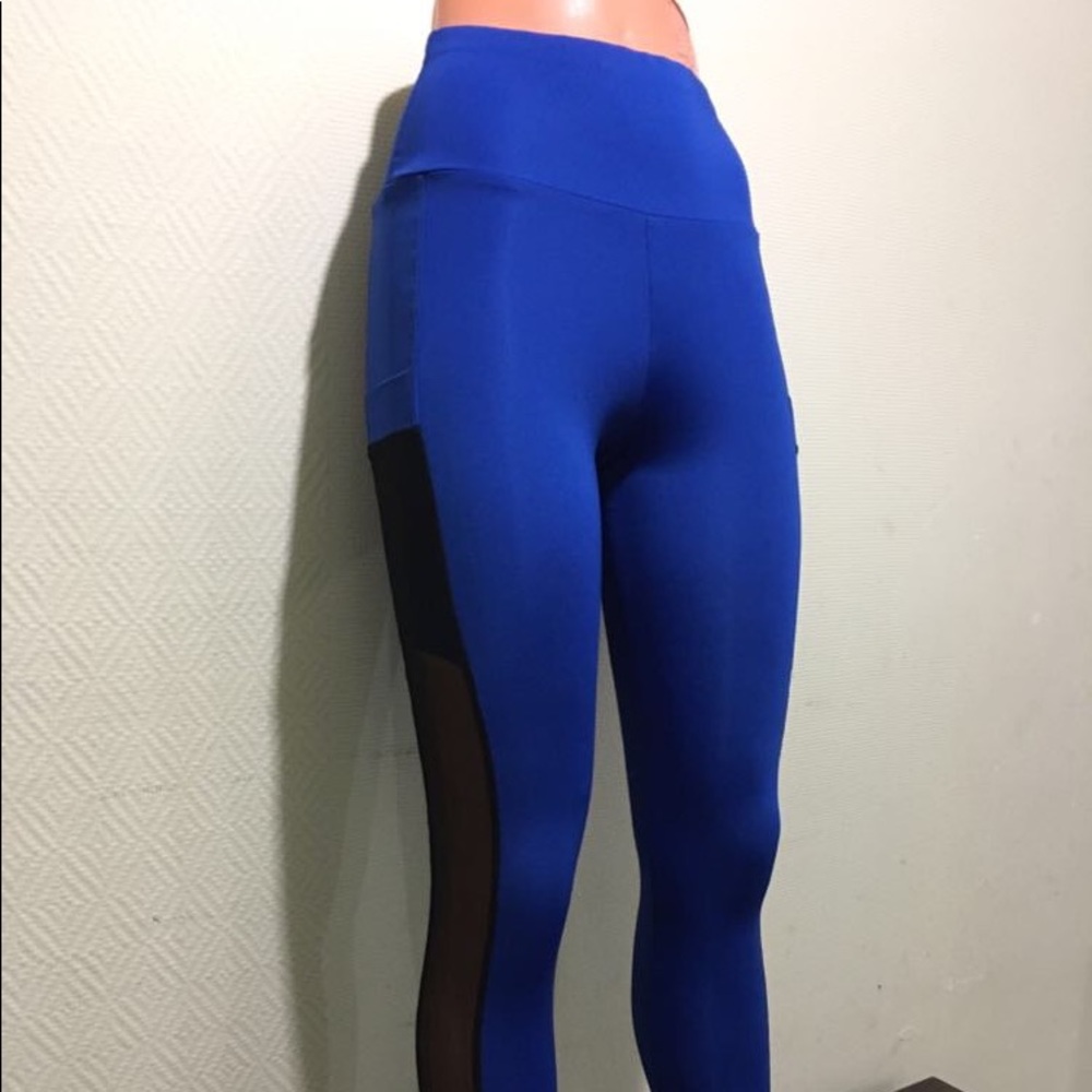 Yoggao leggings side pocket with phone