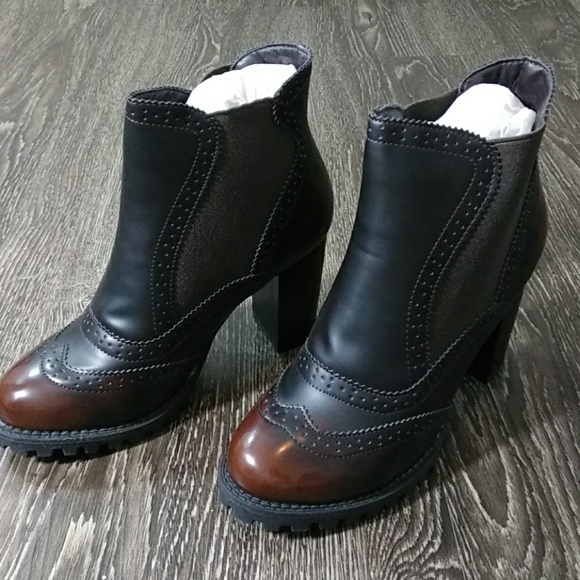 Shoes - 🆕Faux Leather Brown Ombre Toe and Heel Booties
