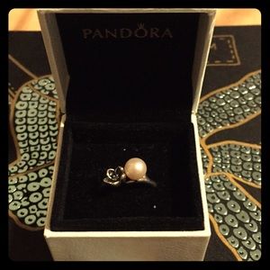 Pandora ring