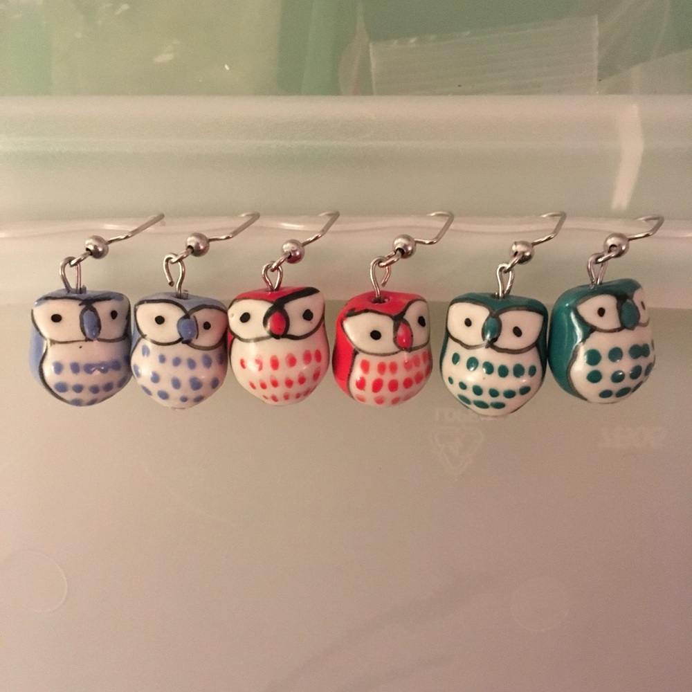 3/$10 Adorable owl earrings!