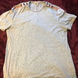 Burberry Shoulder stitch tshirt