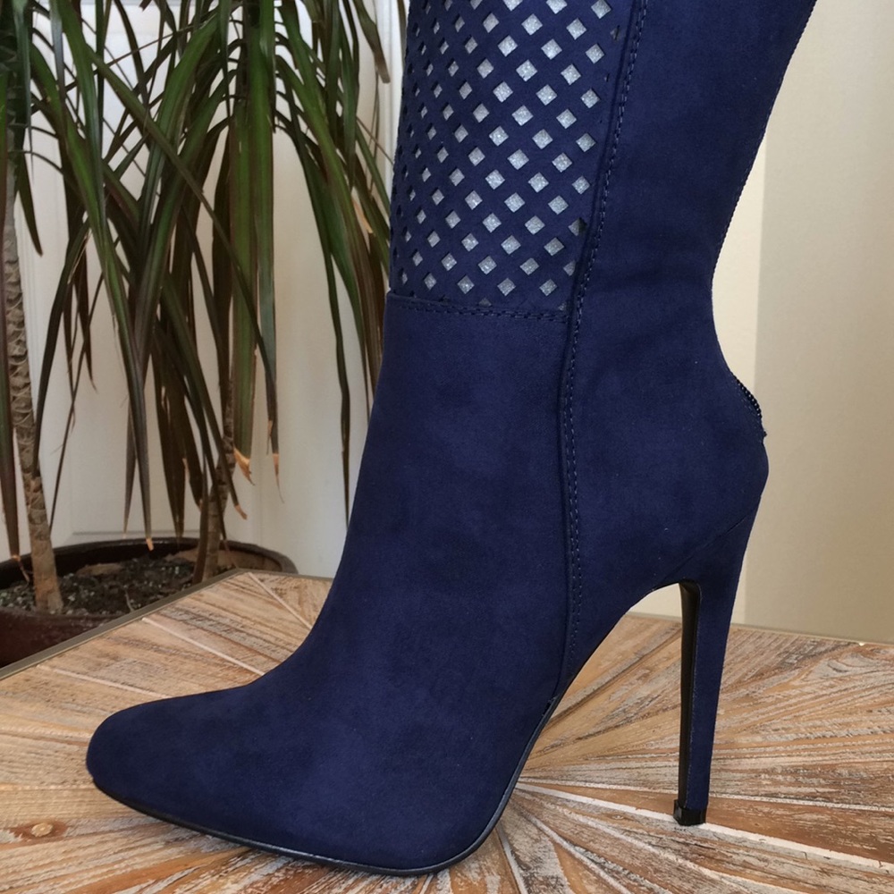 NIB Shoe Dazzle Navy Laser-cut Over The Knee Boots - Picture 8 of 14