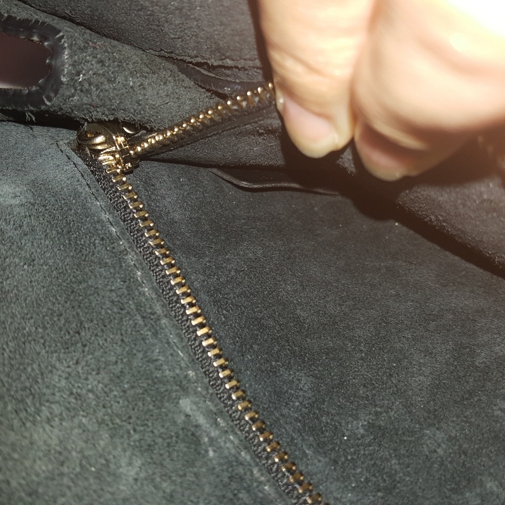 Valentino garvani bag - Picture 6 of 7